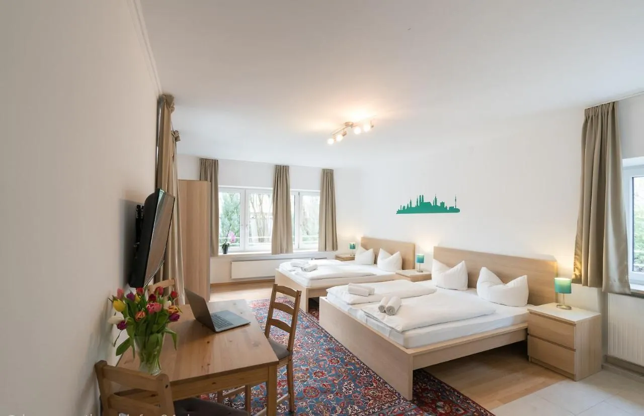 Guenstigschlafen24 - Die Guenstige Alternative Zum Hotel Mnichov 2*,