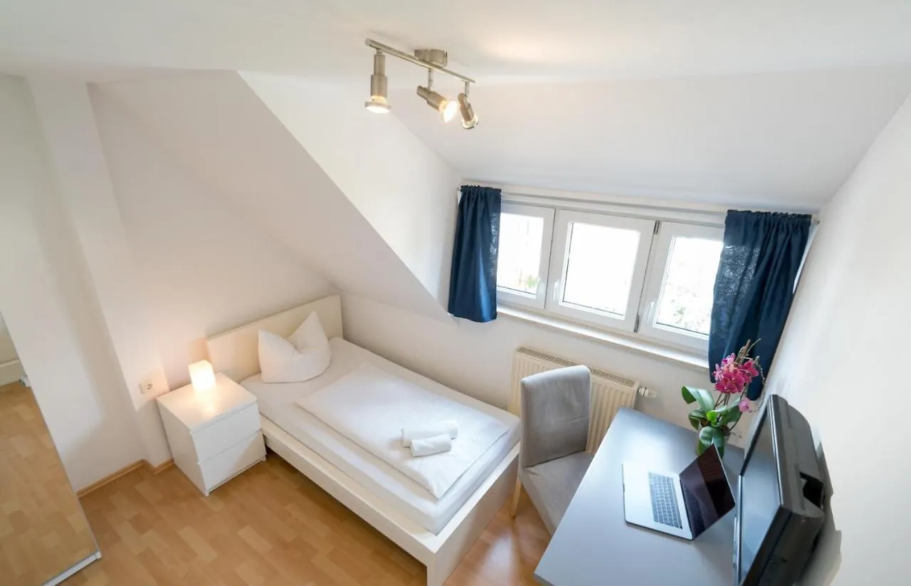 Guest house Guenstigschlafen24 - Die Guenstige Alternative Zum Hotel Munich