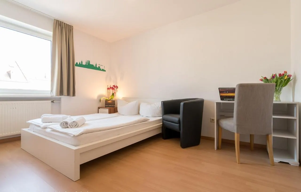 Guest house Guenstigschlafen24 - Die Guenstige Alternative Zum Hotel Munich